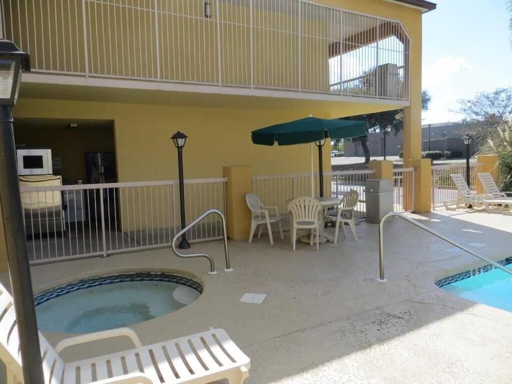 Fairview Inn & Suites Mobile Exterior foto