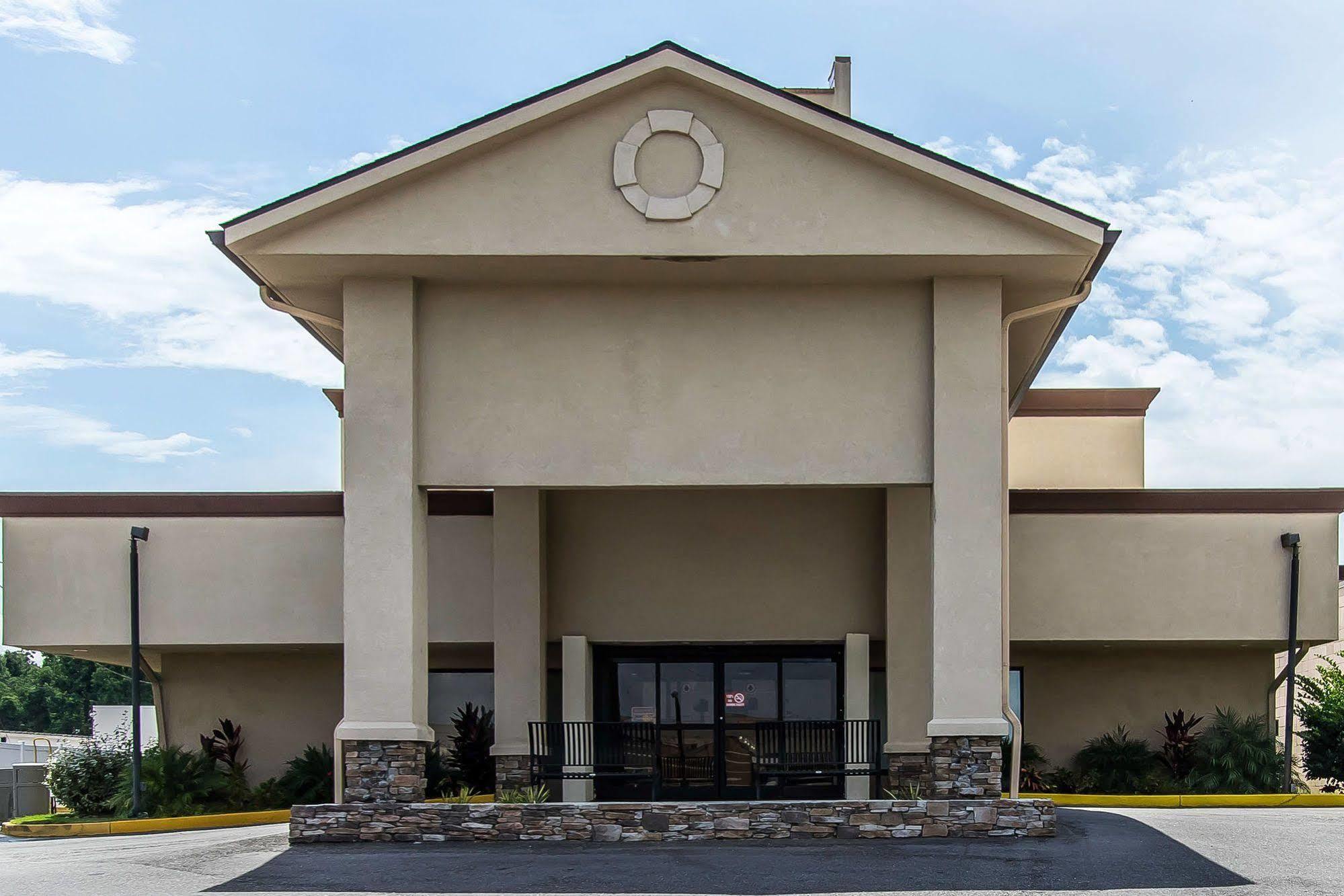 Fairview Inn & Suites Mobile Exterior foto